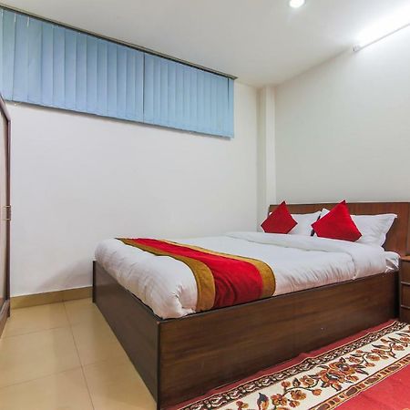 Oyo 358 Hotel Rose Star Katmandu Zewnętrze zdjęcie