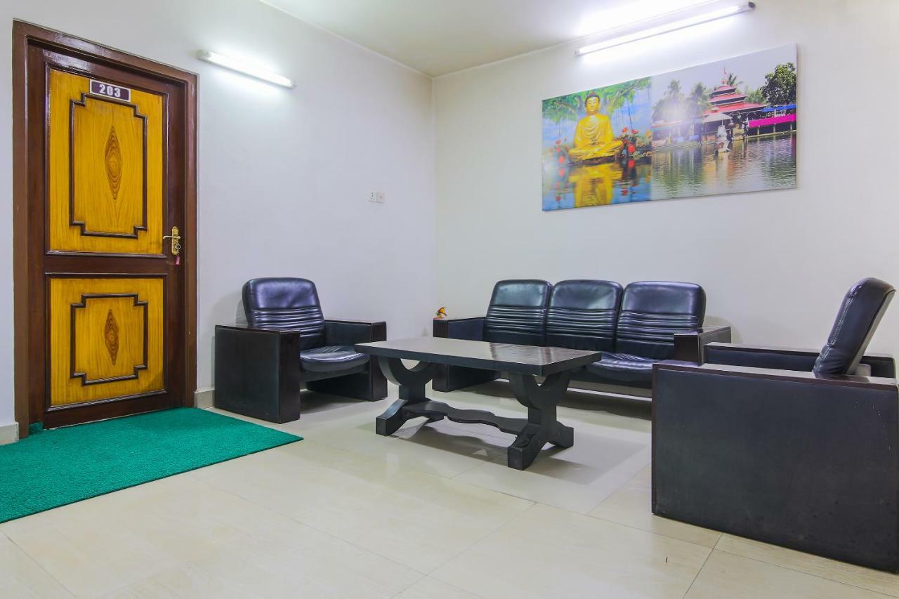 Oyo 358 Hotel Rose Star Katmandu Zewnętrze zdjęcie