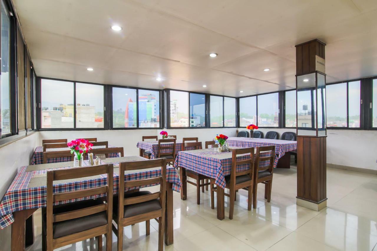 Oyo 358 Hotel Rose Star Katmandu Zewnętrze zdjęcie