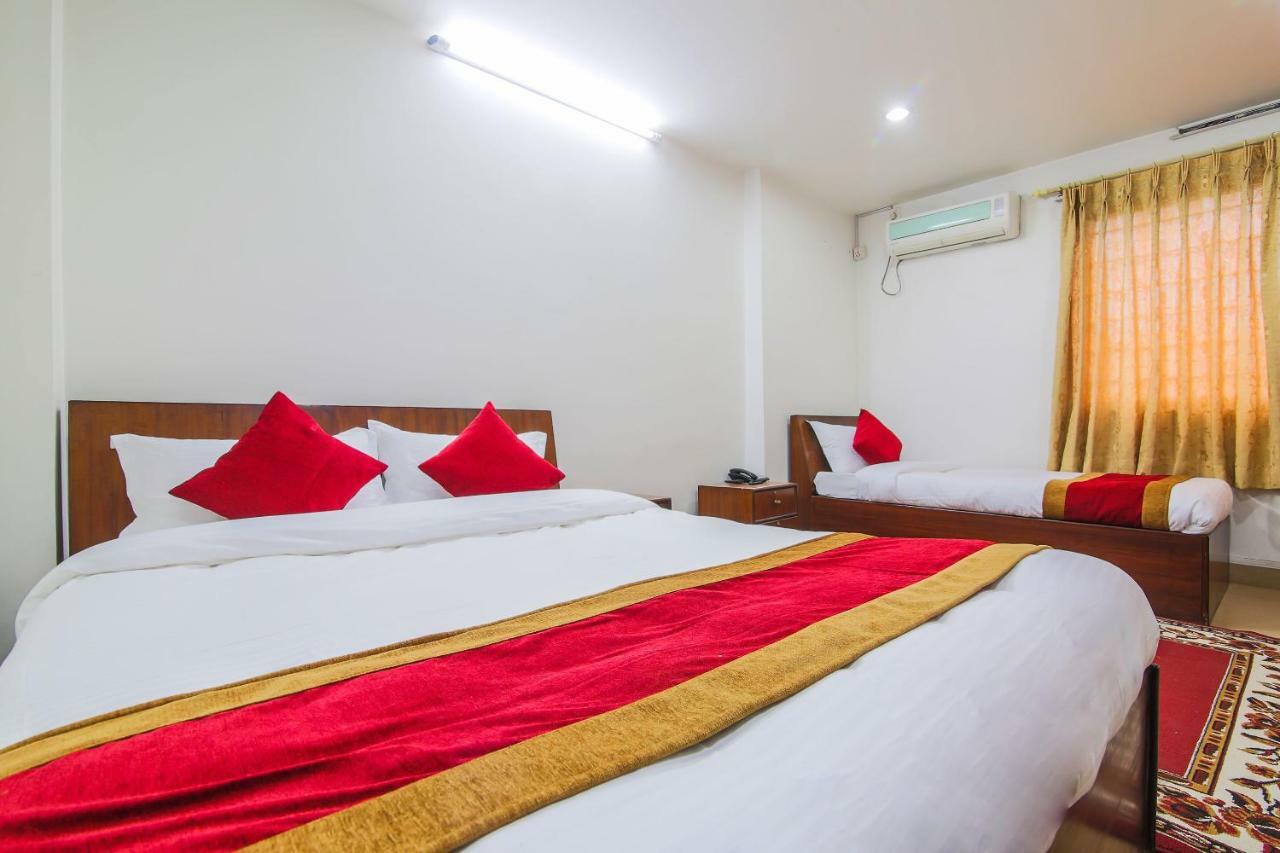 Oyo 358 Hotel Rose Star Katmandu Zewnętrze zdjęcie