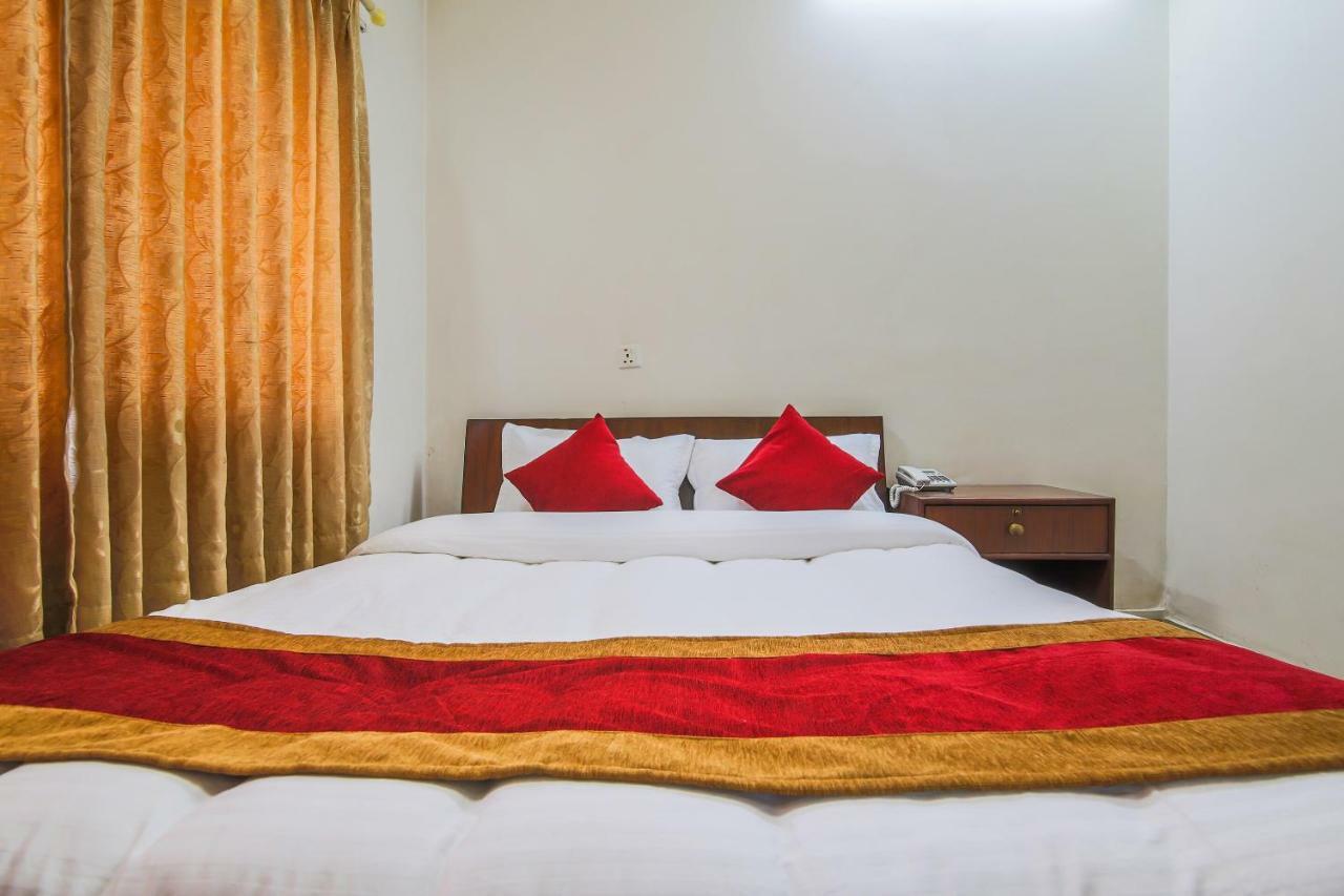 Oyo 358 Hotel Rose Star Katmandu Zewnętrze zdjęcie