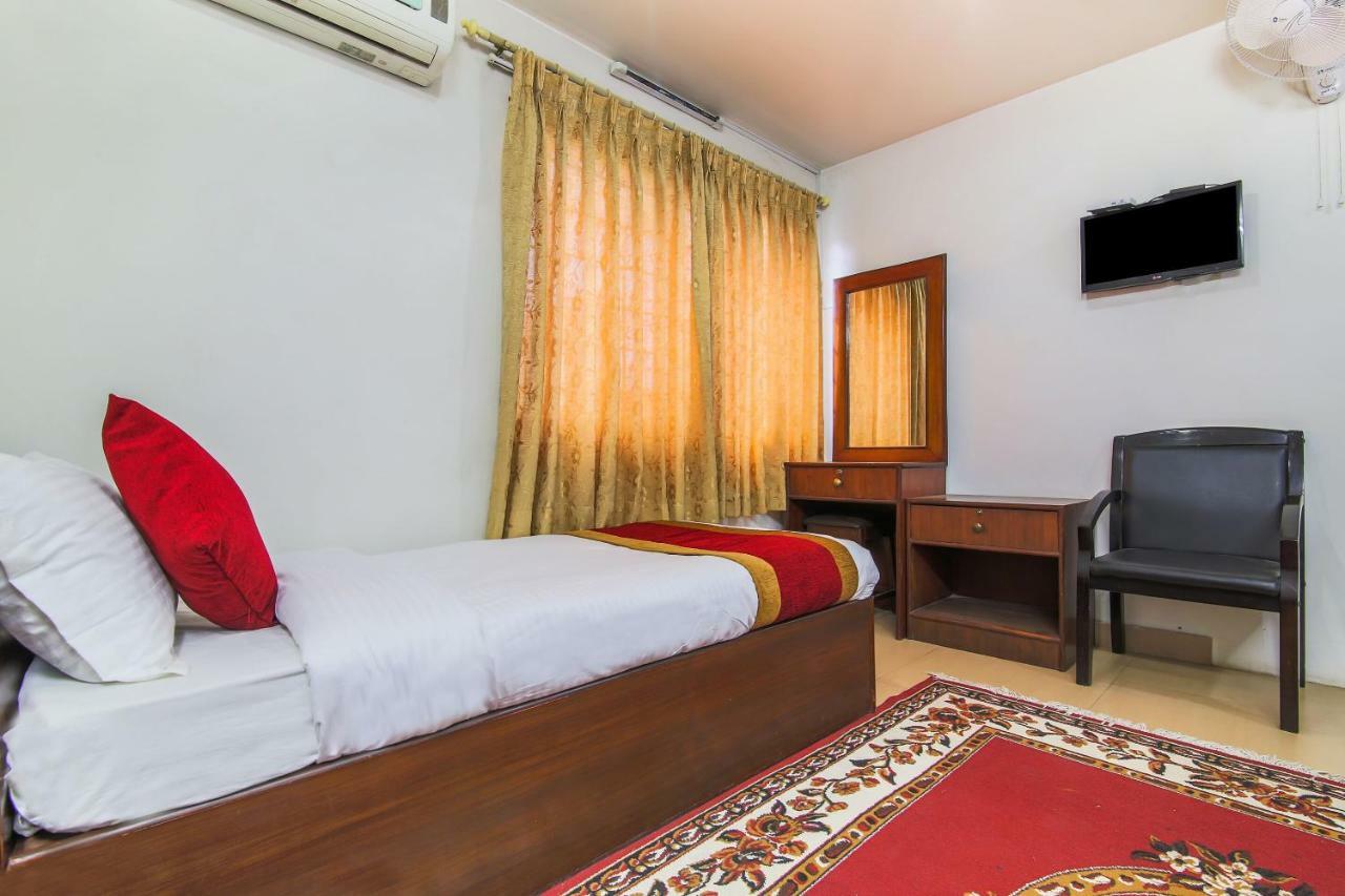 Oyo 358 Hotel Rose Star Katmandu Zewnętrze zdjęcie
